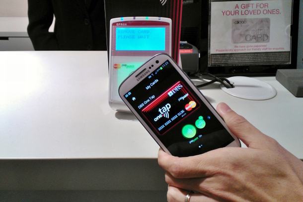 近场通信(NFC)系统的PayPass需要持续的扫描