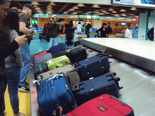 RFID ขนส่งสินค้าสนามบินระบบคัดแยกกระเป๋าเดินทางอัตโนมัติ