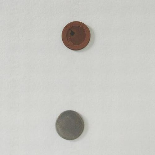 HP150168A D8.5mm Micro NFC on Metal Tag Small RFID Tags